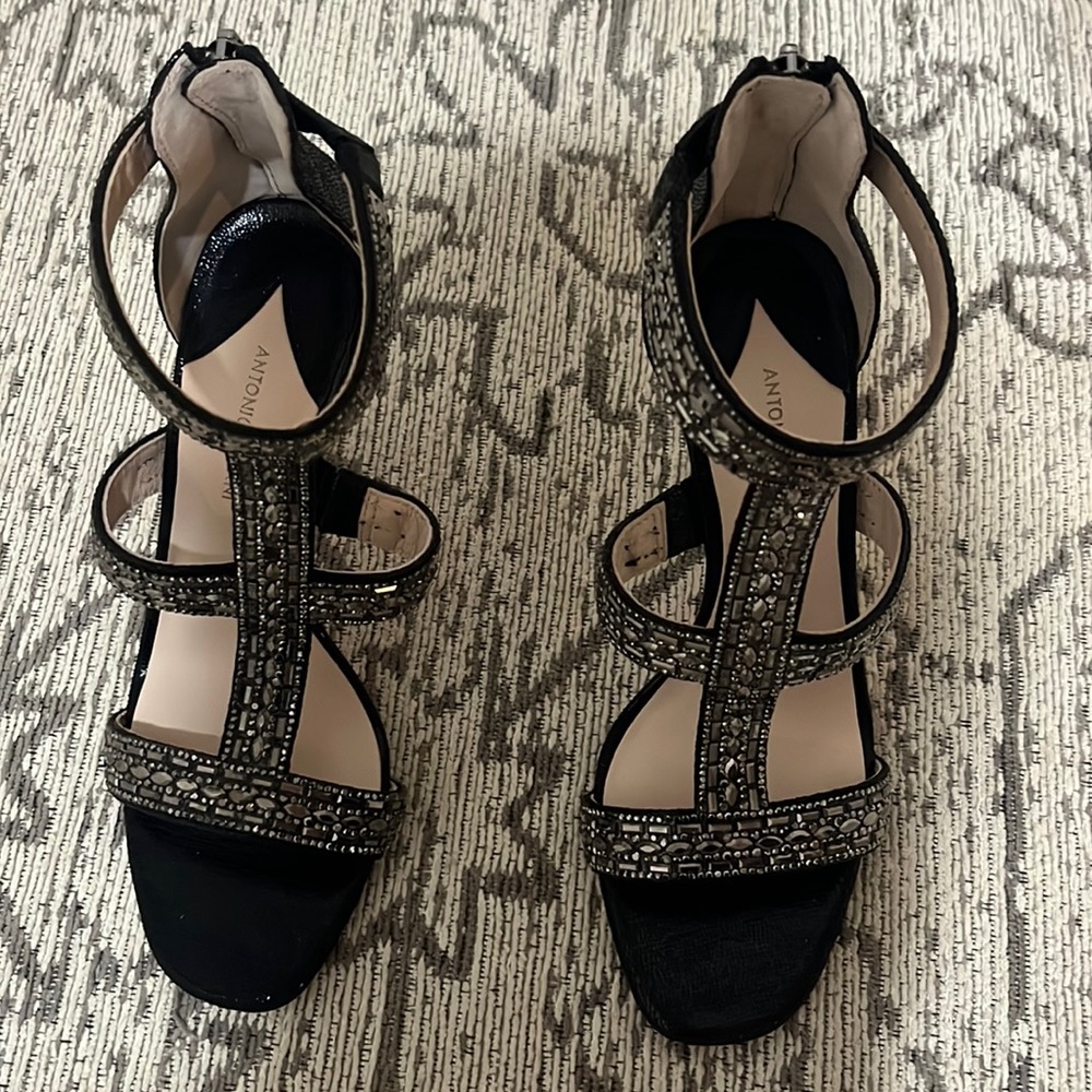 Antonio Melanie black high heels.